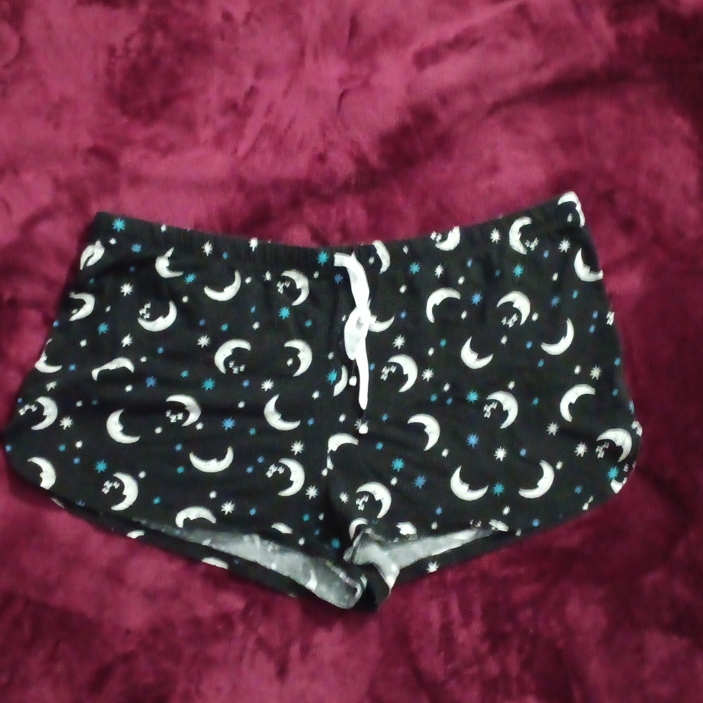 Secret treasures large Moon pajama shorts